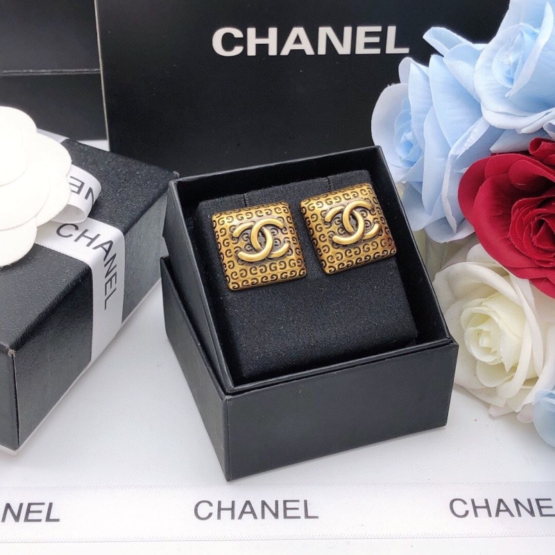 Ch**el earrings